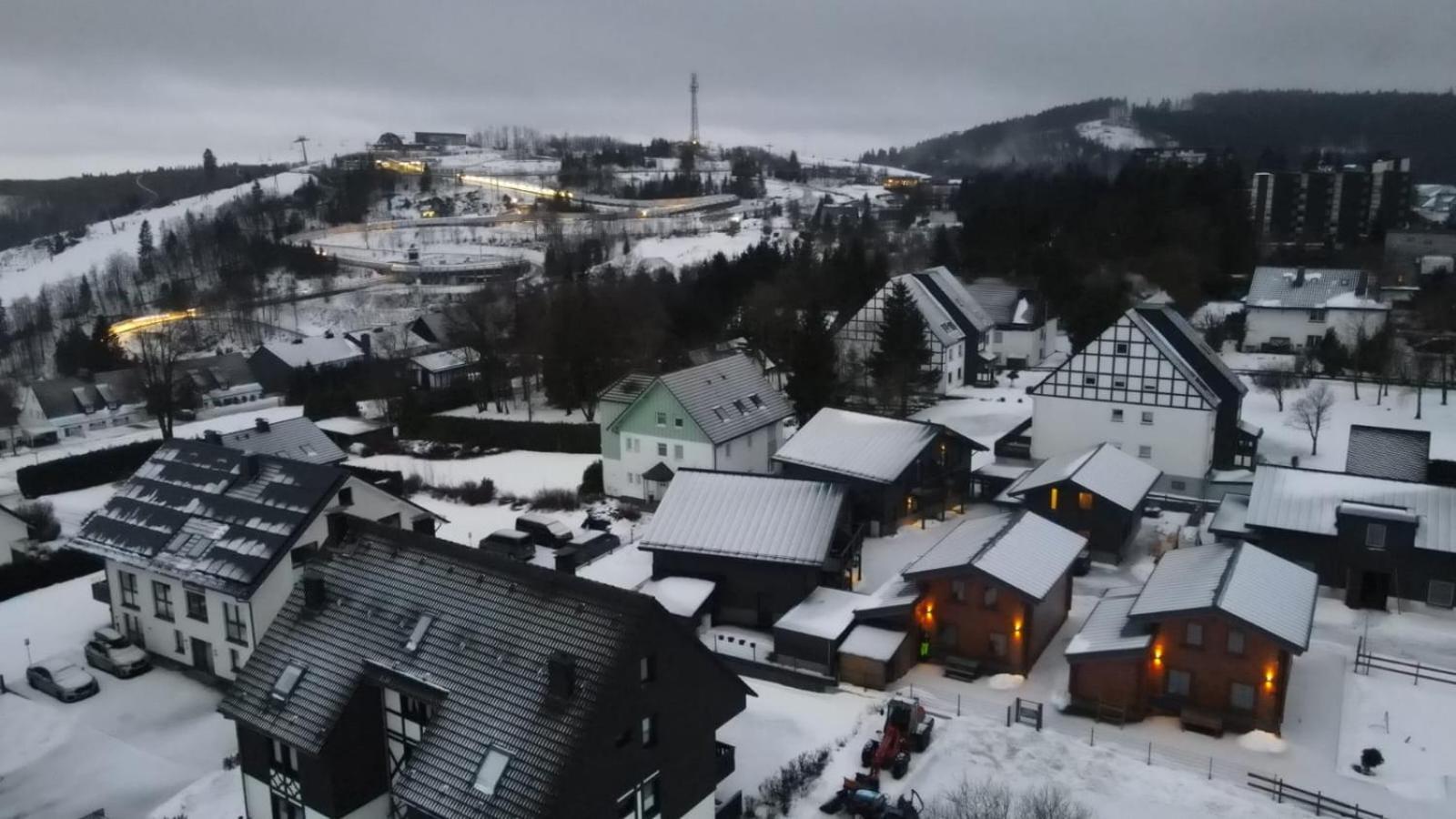 Momage Dichtbij Skiliften, Skiverhuur En Bikepark! Chalet Winterberg